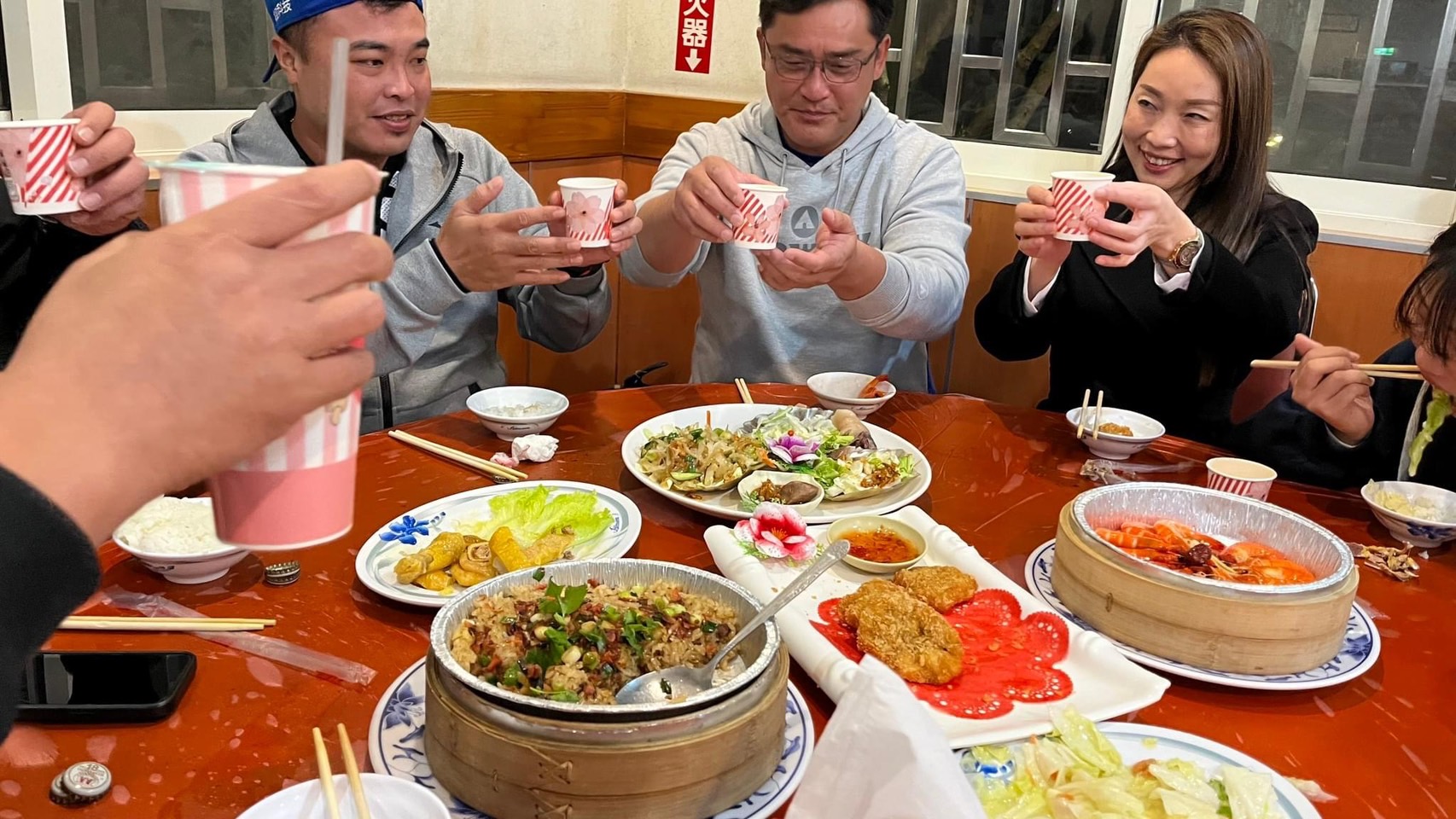 理事長及夫人慰勞年終聚餐(標題圖檔)