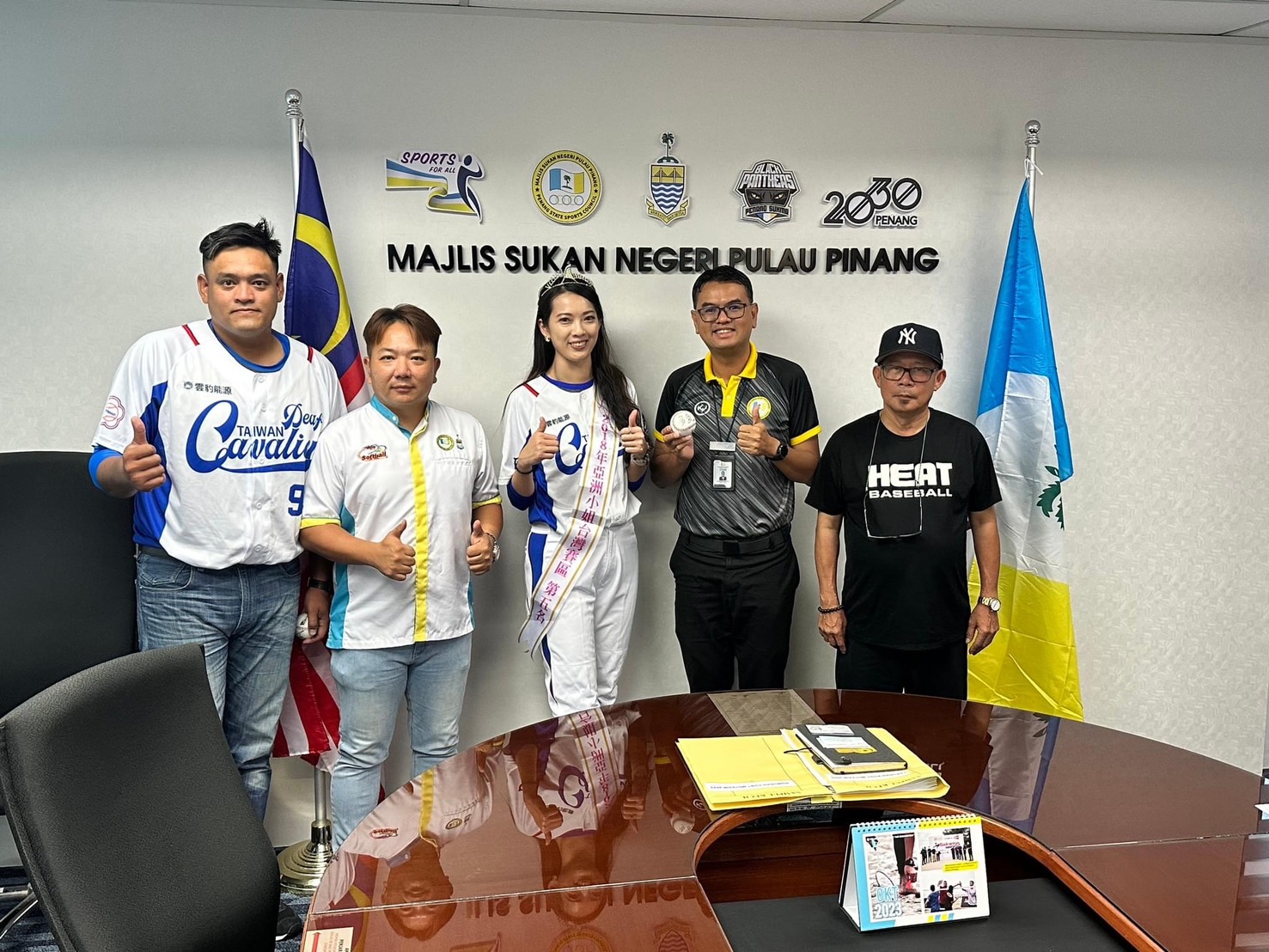 公益拜訪~檳城洲體育部的官長們(標題圖檔)